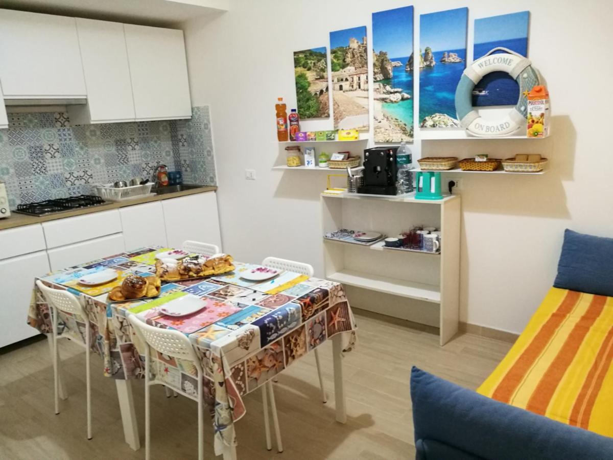 טרפאני B&B Laura E Chiara מראה חיצוני תמונה